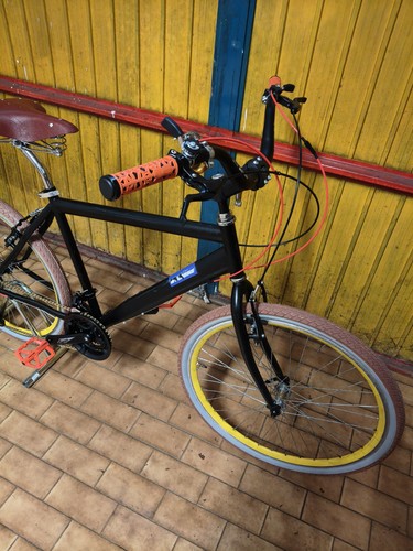 City bike uomo con - bike,